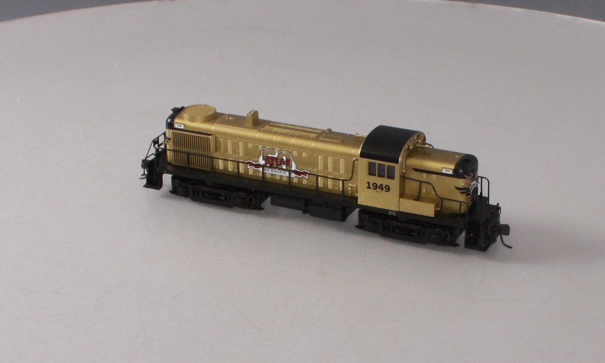 Atlas 8466 HO Scale 50th Anniversary Edition Alco RS-3 Diesel Locomotive #1949 LN/Box