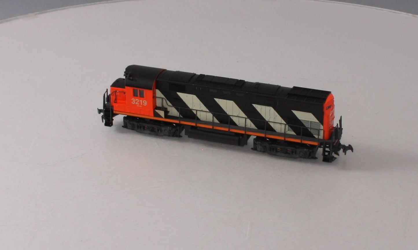Atlas 8052 HO C424 Phase 2 Loco Canadian National #3219 LN/Box