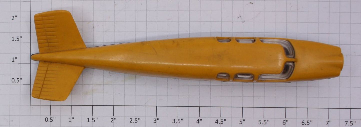 Lionel 6800-60 Yellow over Black Plane Fuselage without Wings and Propeller