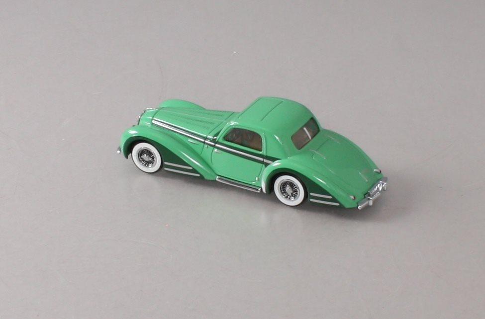 Matchbox DY104/SA-M 1:43 Scale Diecast 1946 Delahaye Type-145