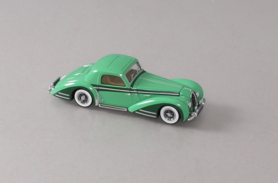 Matchbox DY104/SA-M 1:43 Scale Diecast 1946 Delahaye Type-145