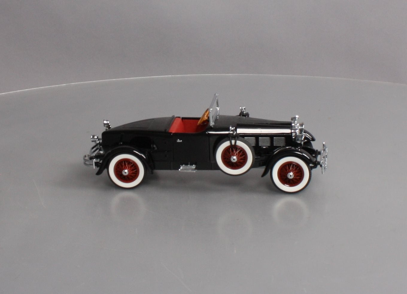 Danbury Mint 1927 1:24 Diecast 1927 Stutz Black Hawk Speedster NIB