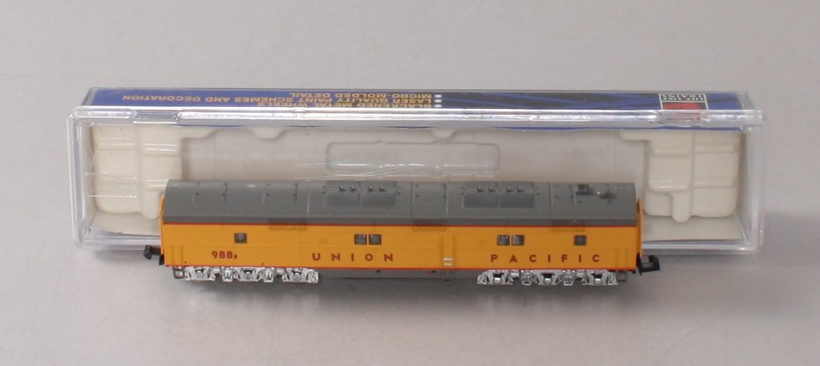Life Like 7022 N Scale Union Pacific E7 Unpowered B Unit Diesel Locomotive #988B LN/Box