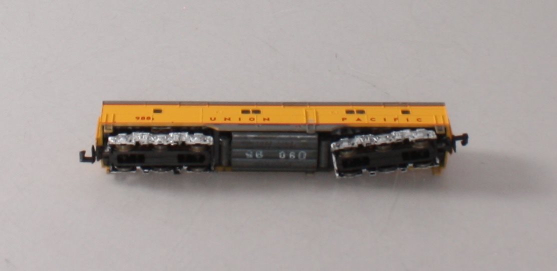 Life Like 7022 N Scale Union Pacific E7 Unpowered B Unit Diesel Locomotive #988B LN/Box