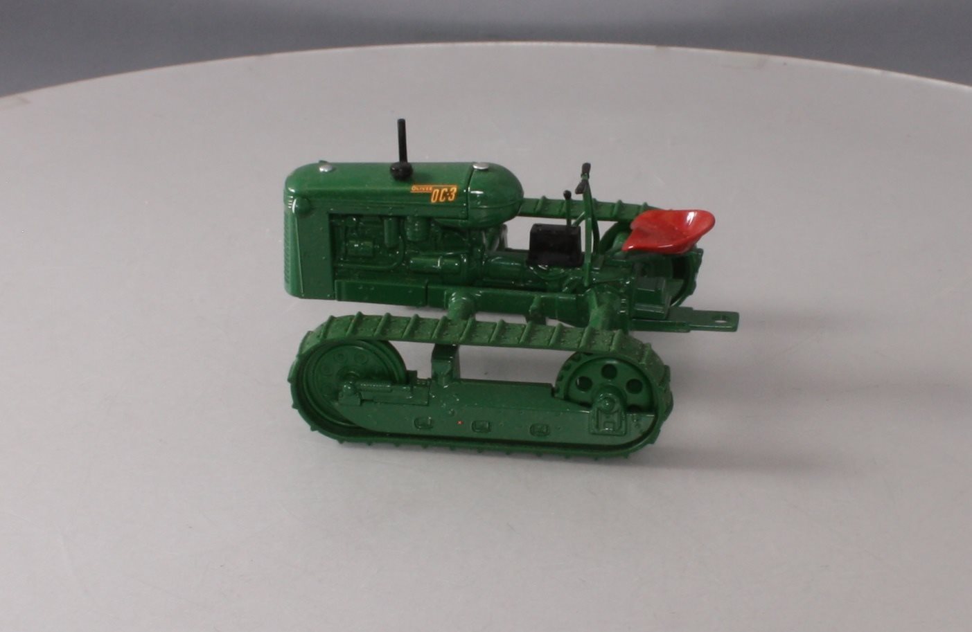 Ertl 13007 1:16 Scale Die Cast Oliver OC-3 Crawler NIB