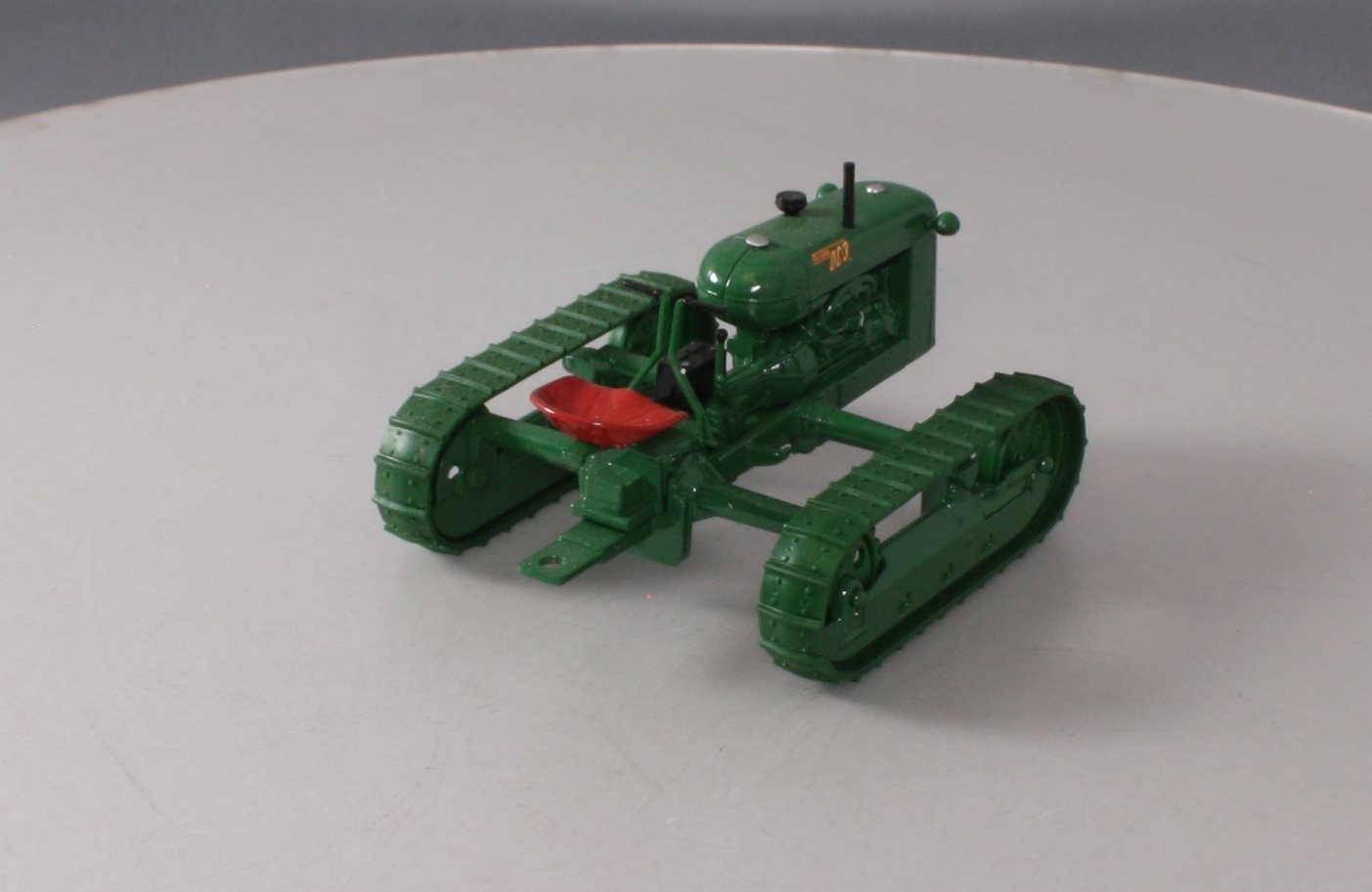 Ertl 13007 1:16 Scale Die Cast Oliver OC-3 Crawler NIB