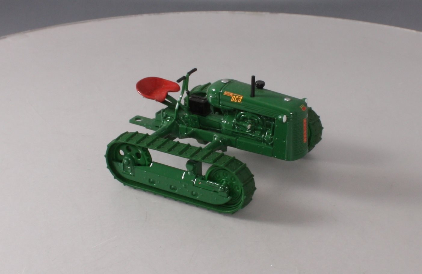 Ertl 13007 1:16 Scale Die Cast Oliver OC-3 Crawler NIB