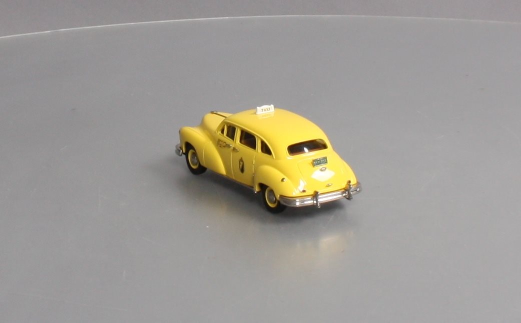Brooklin Models BRK89A 1:43 Diecast 1949 Checker New York Cab - Yellow
