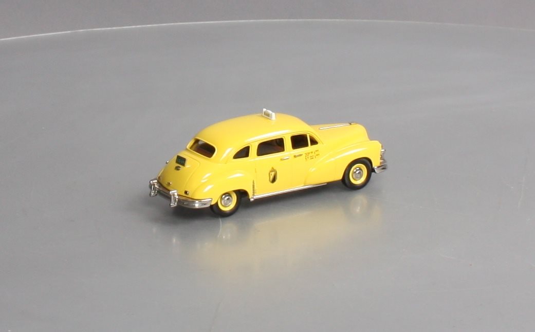 Brooklin Models BRK89A 1:43 Diecast 1949 Checker New York Cab - Yellow