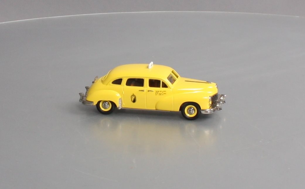 Brooklin Models BRK89A 1:43 Diecast 1949 Checker New York Cab - Yellow