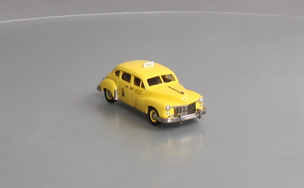 Brooklin Models BRK89A 1:43 Diecast 1949 Checker New York Cab - Yellow