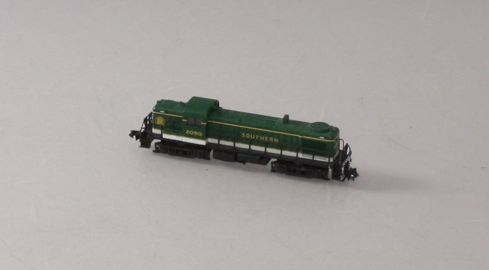Atlas 42026 N Scale Southern RS-3 Diesel Locomotive #2050