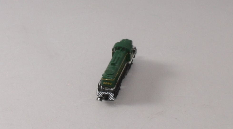 Atlas 42026 N Scale Southern RS-3 Diesel Locomotive #2050