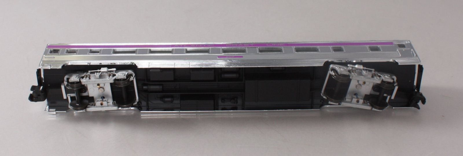 American Models 202 S Atlantic Coast Line Coach Car - Hi-Rail # 202 EX/Box
