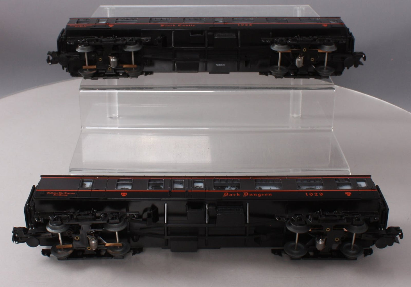 Lionel 6-35256 O Gauge Hallow's Eve Express Passenger Car (Set of 2) LN/Box