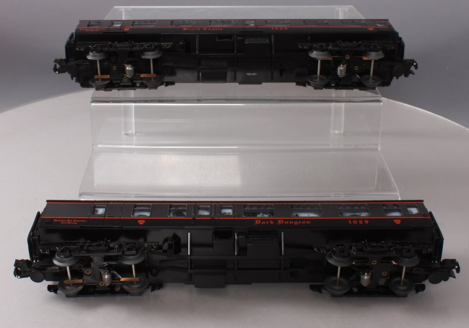 Lionel 6-35256 O Gauge Hallow's Eve Express Passenger Car (Set of 2) LN/Box