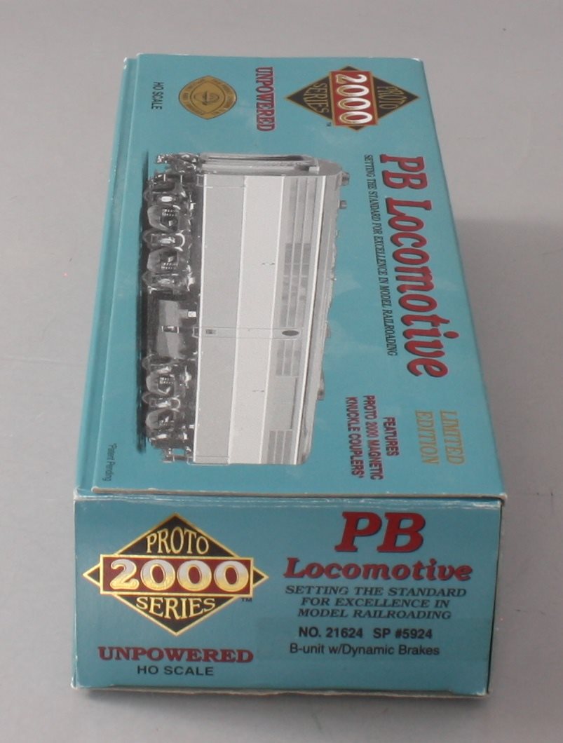 Proto 2000 21624 HO Southern Pacific Non-Powered B-Unit w/ Dynamic Brakes #5924 LN/Box
