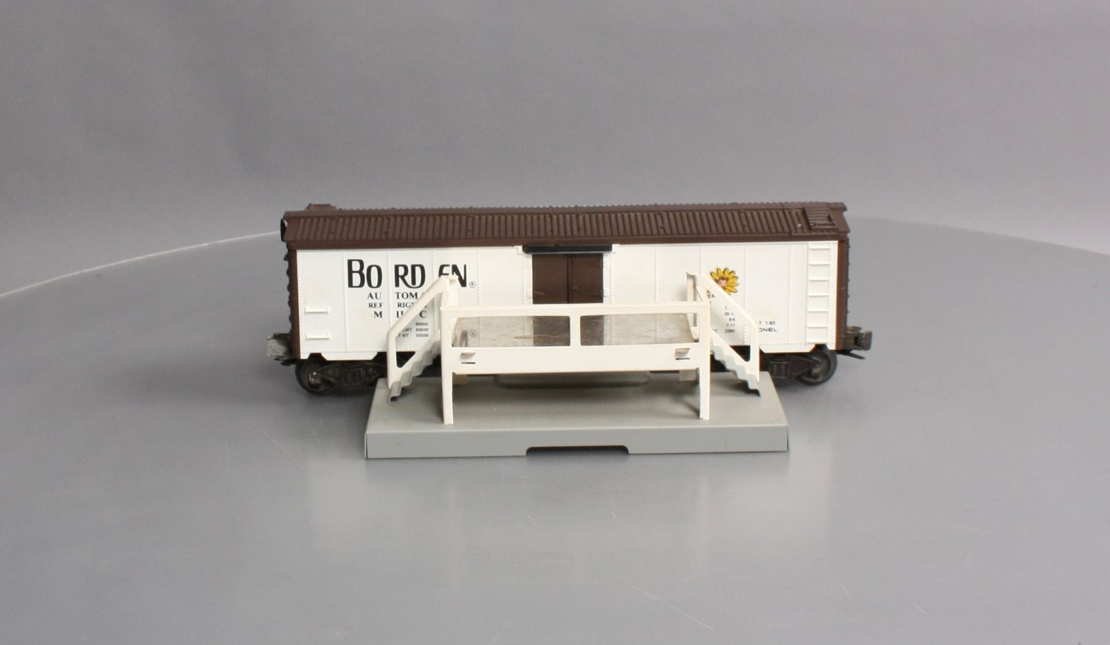 Lionel 6-9220 Borden Operating Milk Car EX/Box