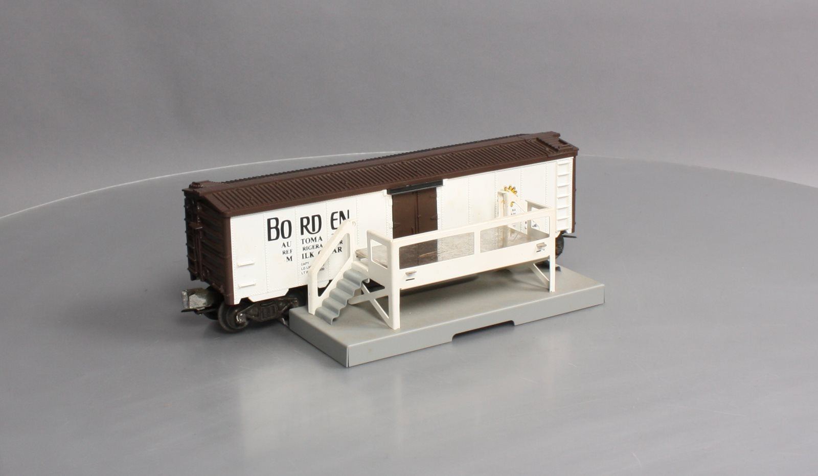 Lionel 6-9220 Borden Operating Milk Car EX/Box