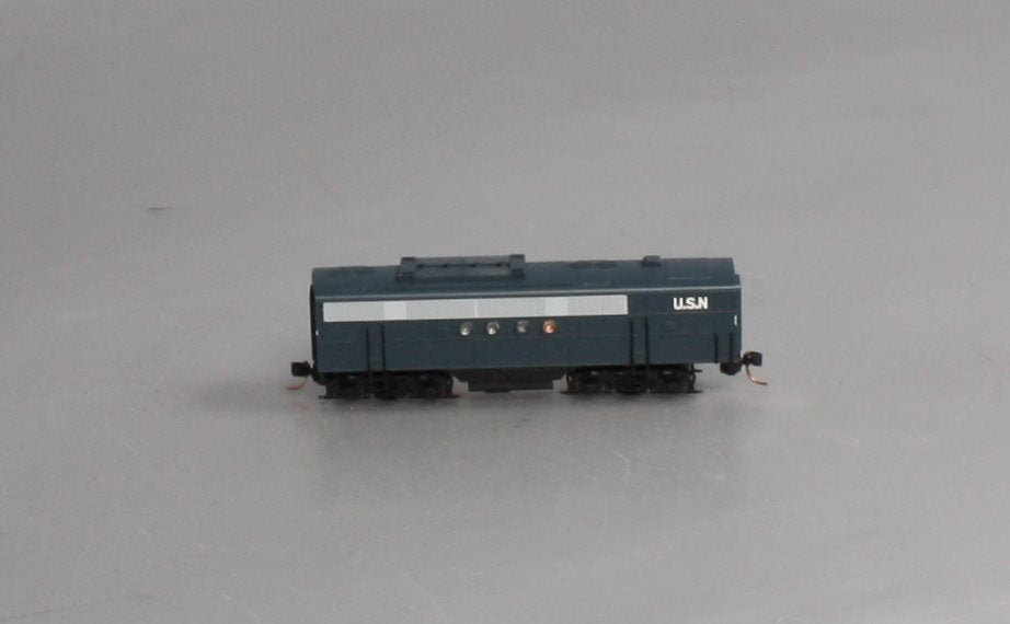 Micro-Trains 98702551 N US Navy FT Powered B Unit Diesel Locomotive w/ DCC LN/Box