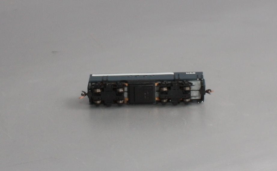 Micro-Trains 98702551 N US Navy FT Powered B Unit Diesel Locomotive w/ DCC LN/Box