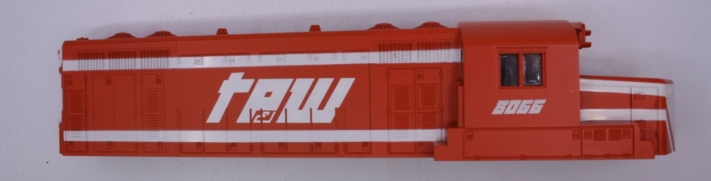 Lionel 8066-2 O Gauge Orange and White TP&W Diesel Loco Shell