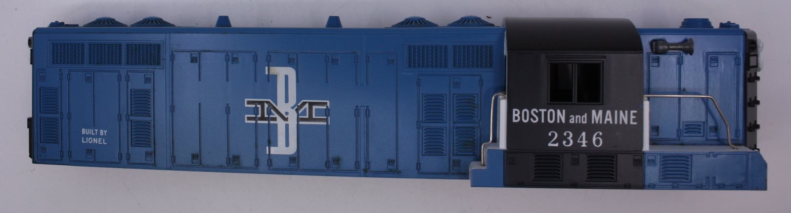 Lionel 81032-2 Boston and Maine Diesel Loco Shell #2346