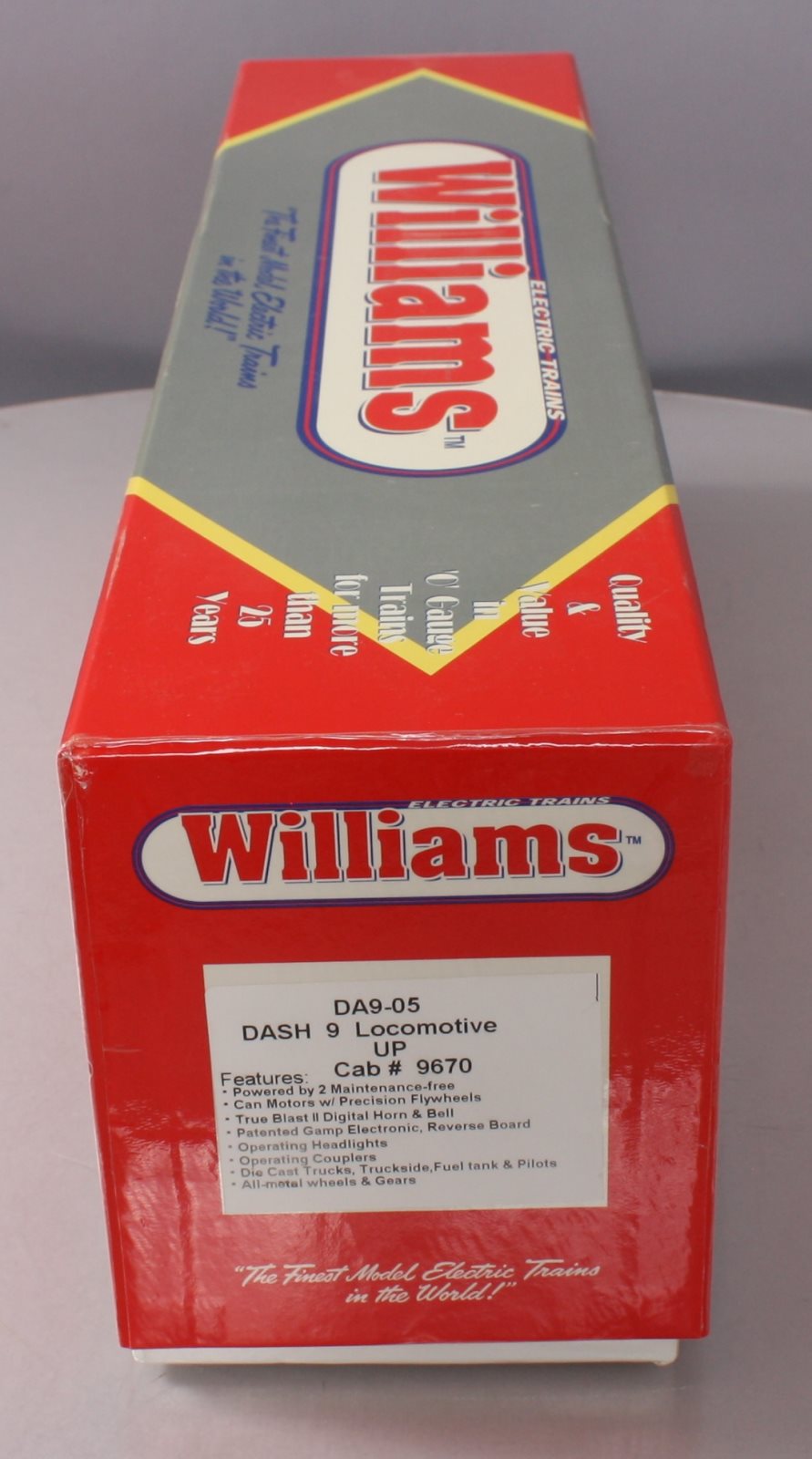 Williams DA9-05 O Gauge Union Pacific Dash 9 Powered Diesel Locomotive #9670 EX/Box