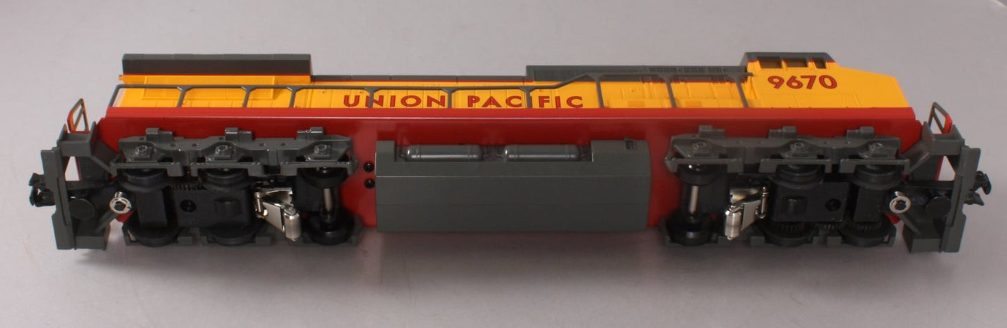 Williams DA9-05 O Gauge Union Pacific Dash 9 Powered Diesel Locomotive #9670 EX/Box