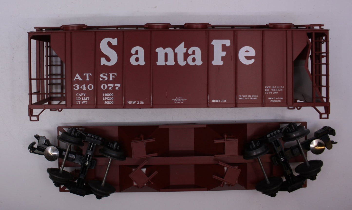 Weaver 3028 Santa Fe Ultra Line PS2 - 34' Covered Hopper Hi-Rail #34077