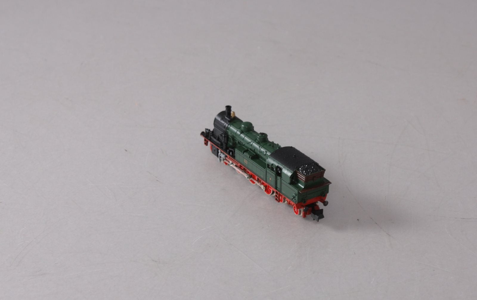 Arnold 2273 N Scale KPEV 4-6-4 Steam Locomotive with Tender LN/Box