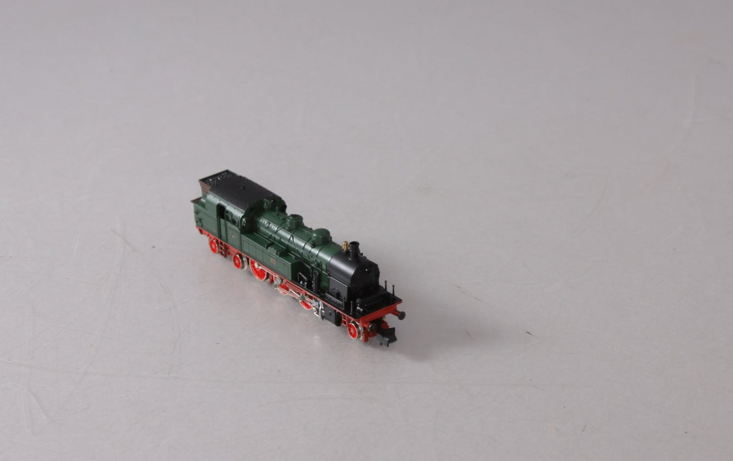 Arnold 2273 N Scale KPEV 4-6-4 Steam Locomotive with Tender LN/Box