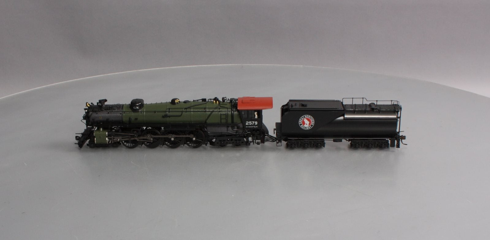 Broadway Limited 2870 HO Great Northern Class S-2 4-8-4 Open Cab #2579 LN/Box