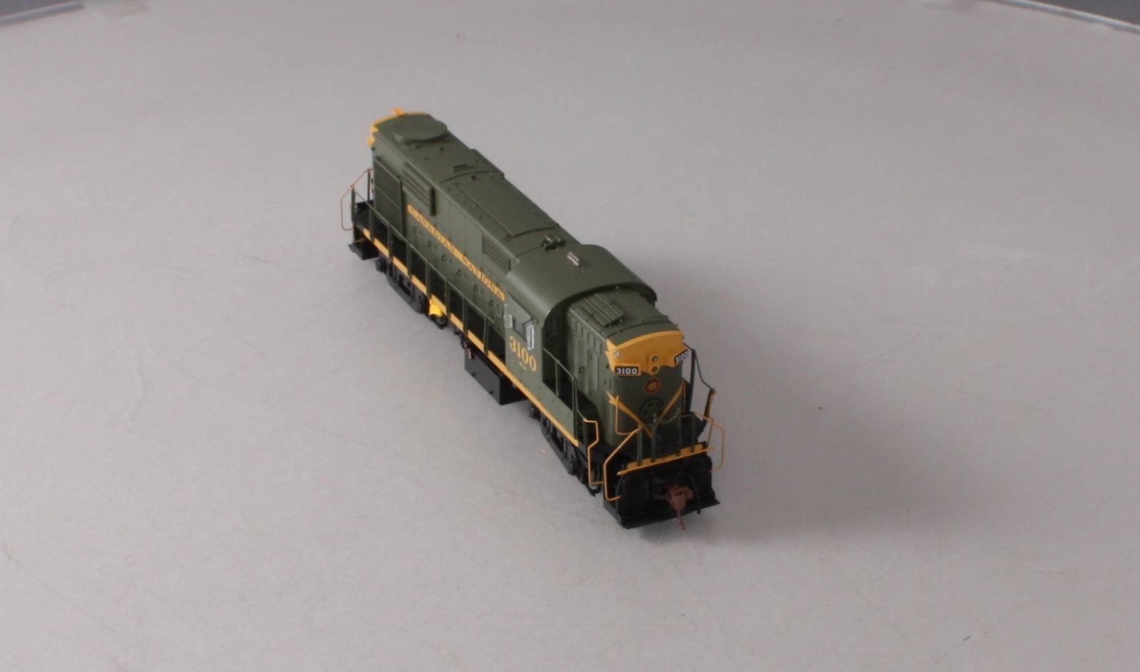 Rapido 32501 HO CN MLW RS-18 Diesel Locomotive w/ DCC & Sound