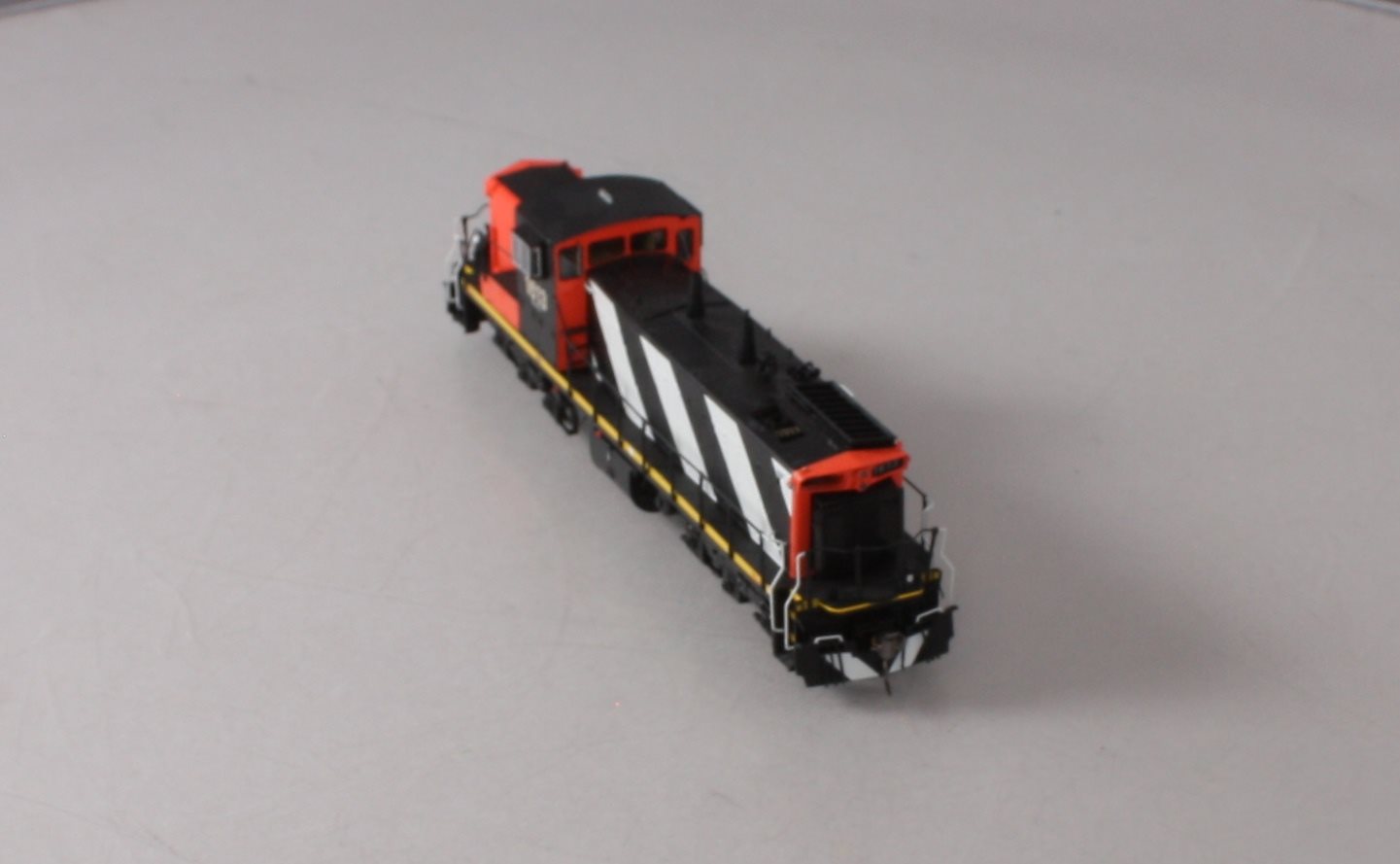 Rapido Trains 10606 HO Canadian National GMD-1A 6-Axle 1600 Diesel w/Sound #1613