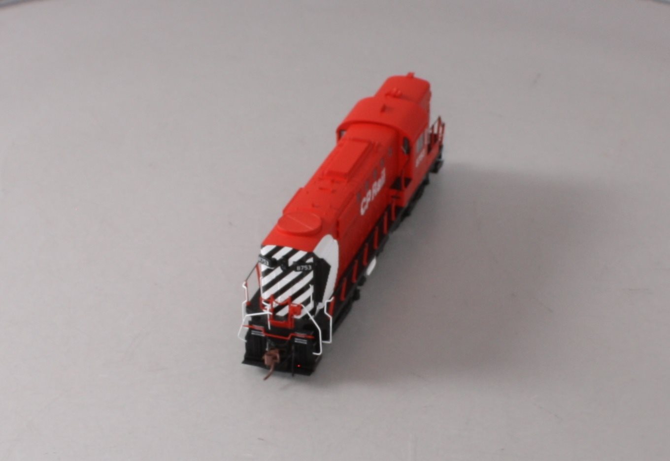 Rapido Trains 32539 HO CP Rail RS-18 Diesel Locomotive #8753