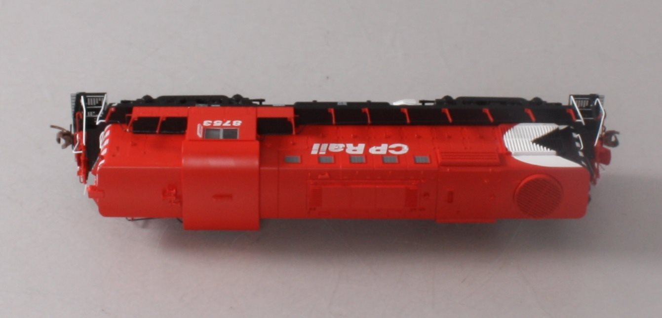 Rapido Trains 32539 HO CP Rail RS-18 Diesel Locomotive #8753