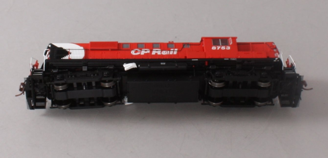 Rapido Trains 32539 HO CP Rail RS-18 Diesel Locomotive #8753