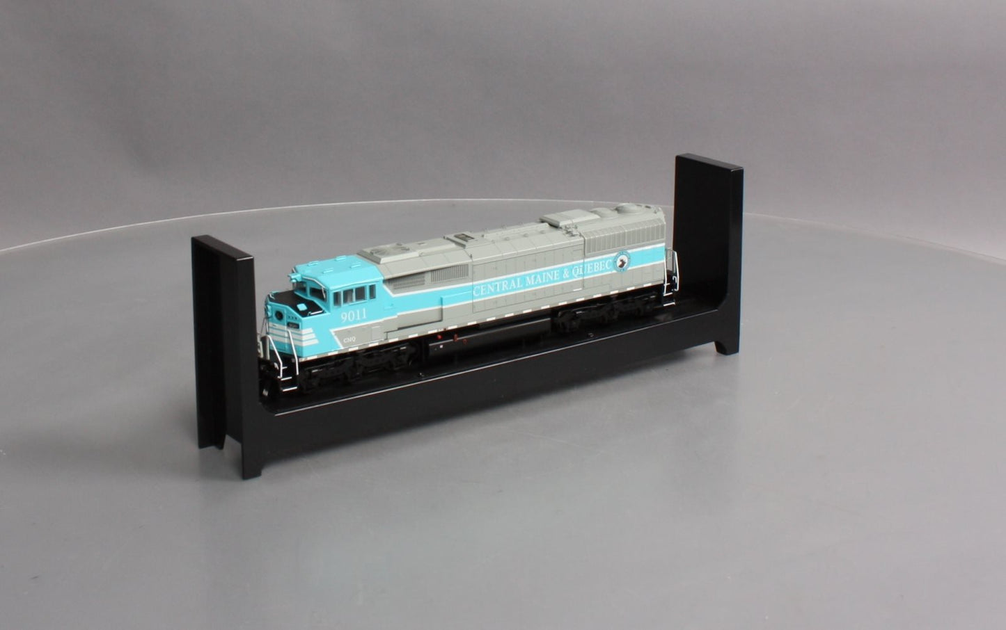 Bowser 24983 HO CM&Q SD40-2F Diesel Locomotive #9011 LN/Box