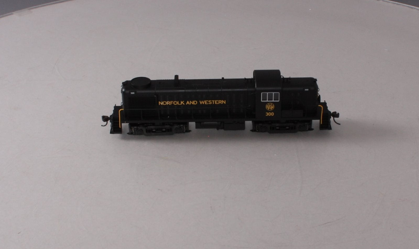 Atlas 7025 HO Scale Norfolk & Western RS-3 Diesel Engine #300 LN/Box