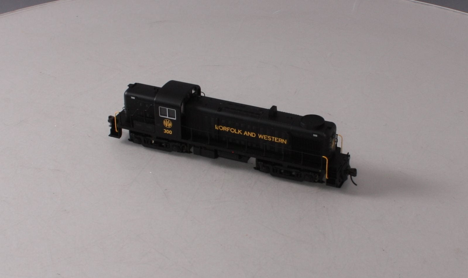 Atlas 7025 HO Scale Norfolk & Western RS-3 Diesel Engine #300 LN/Box
