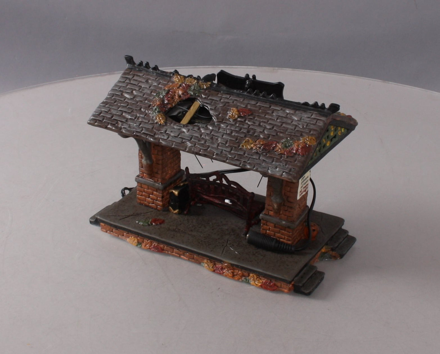 Dept 56 4022432 Halloween Village Rickety Railroad Platform LN/Box
