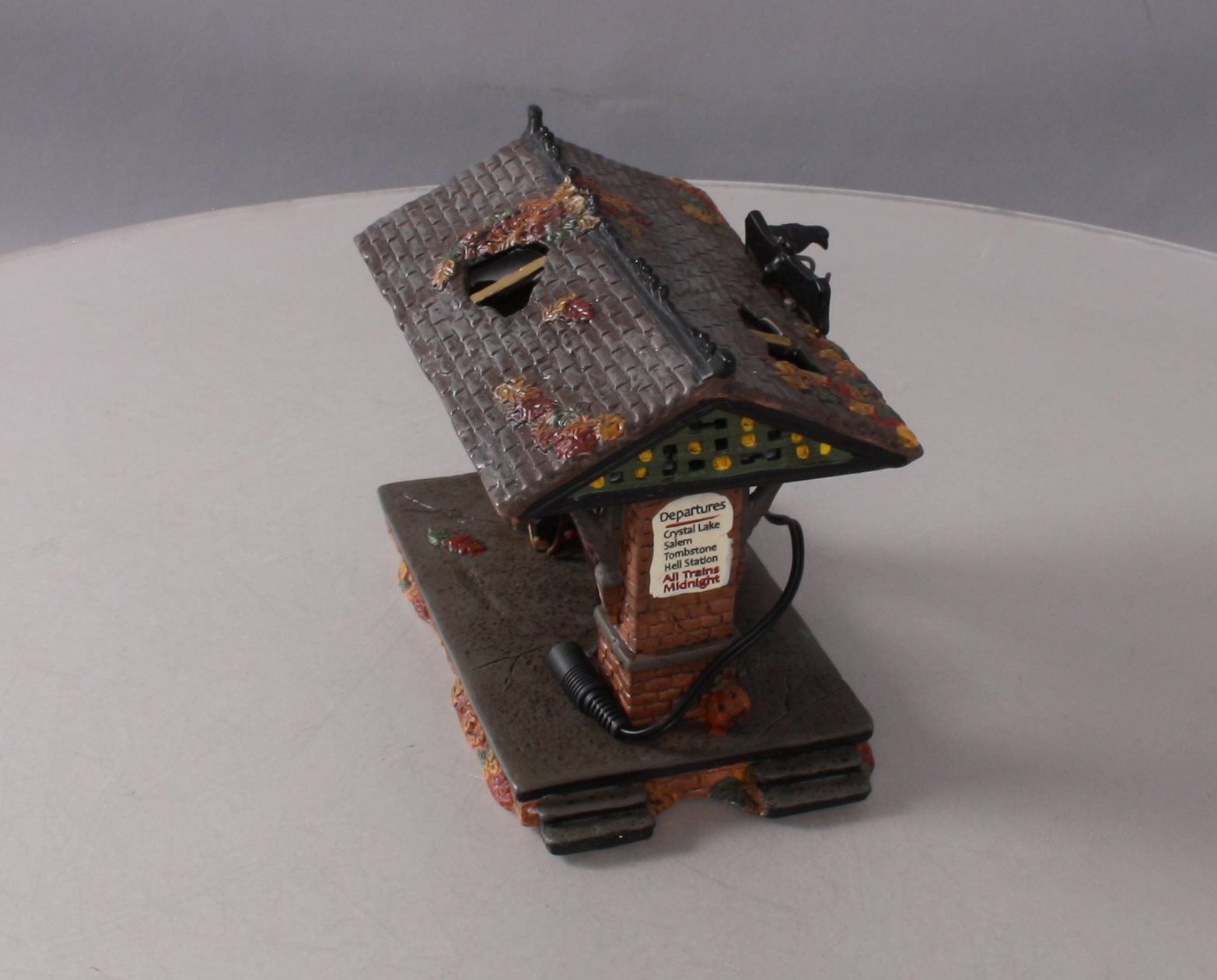 Dept 56 4022432 Halloween Village Rickety Railroad Platform LN/Box