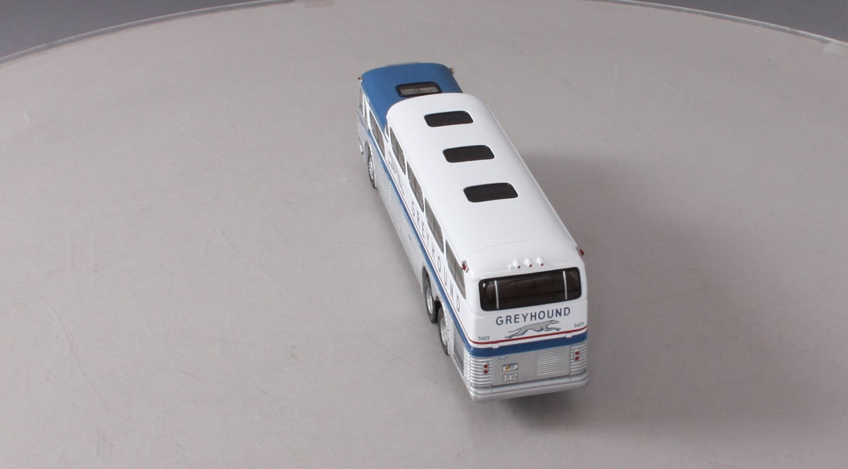 Corgi US54409 1:50 GM4501 Greyhound Scenicrusier Washington, DC