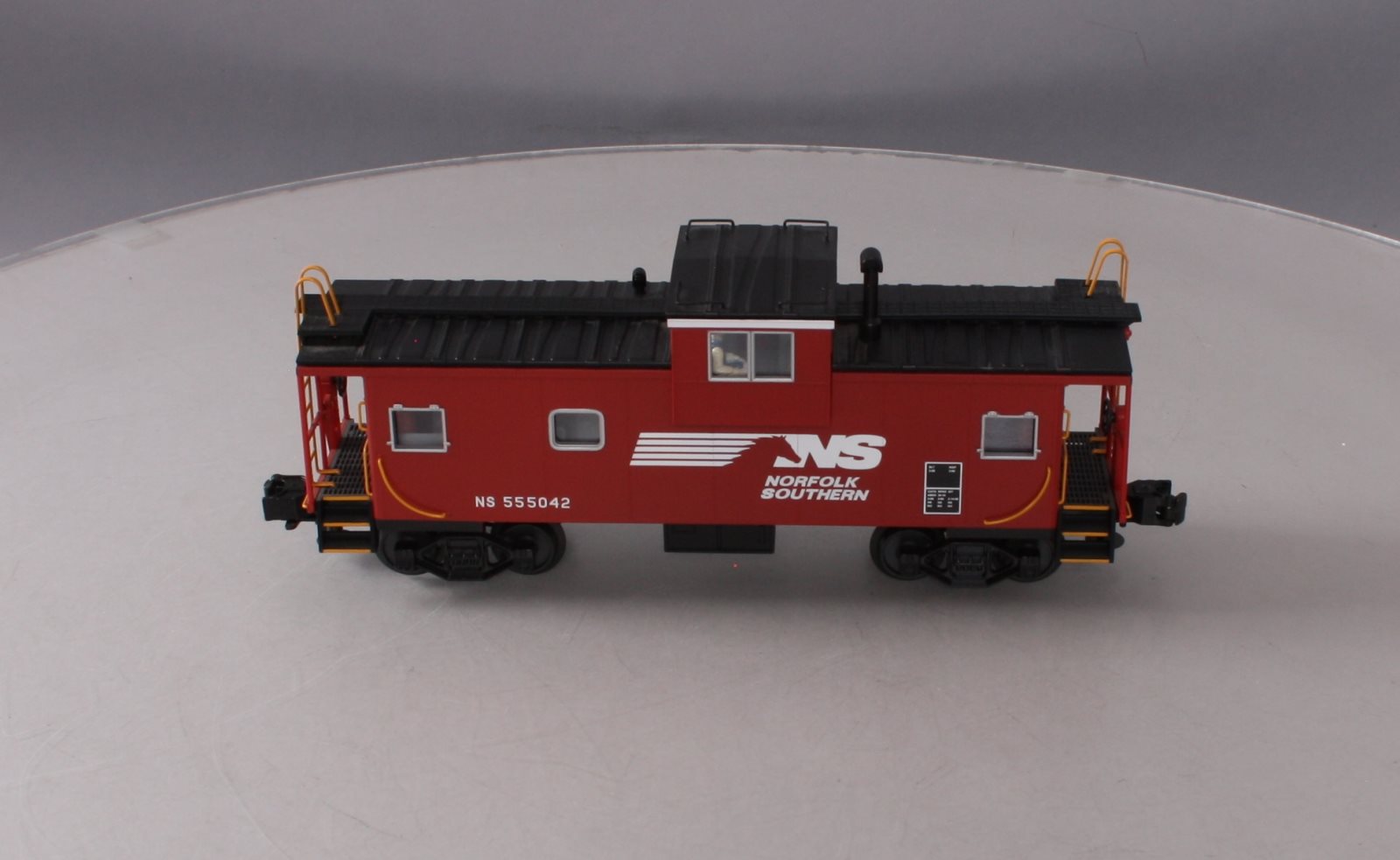 MTH 30-77329 O Scale Norfolk Southern Extended Vision Caboose #555042