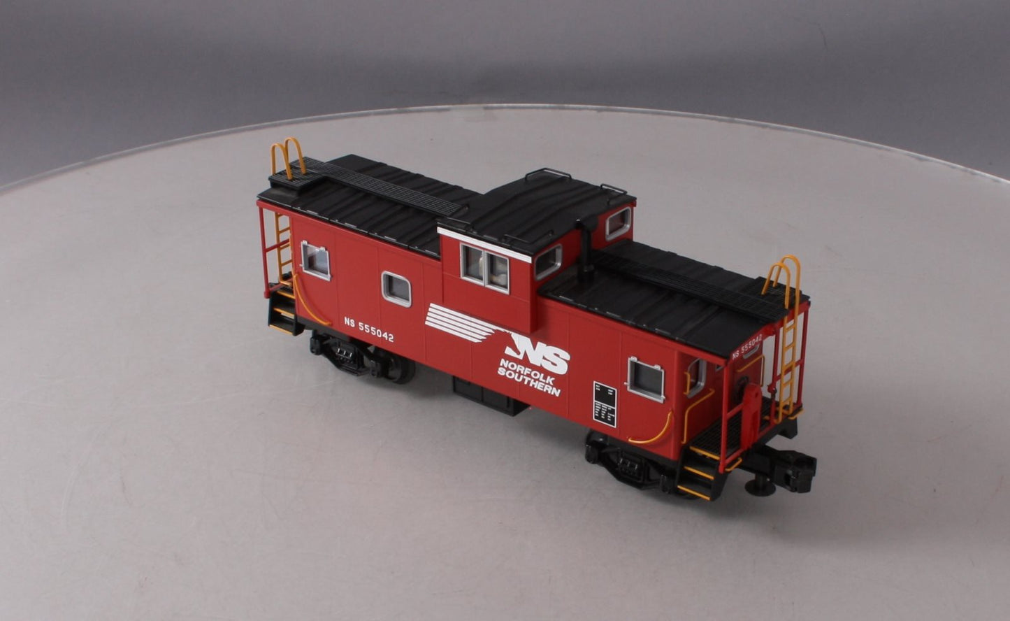 MTH 30-77329 O Scale Norfolk Southern Extended Vision Caboose #555042