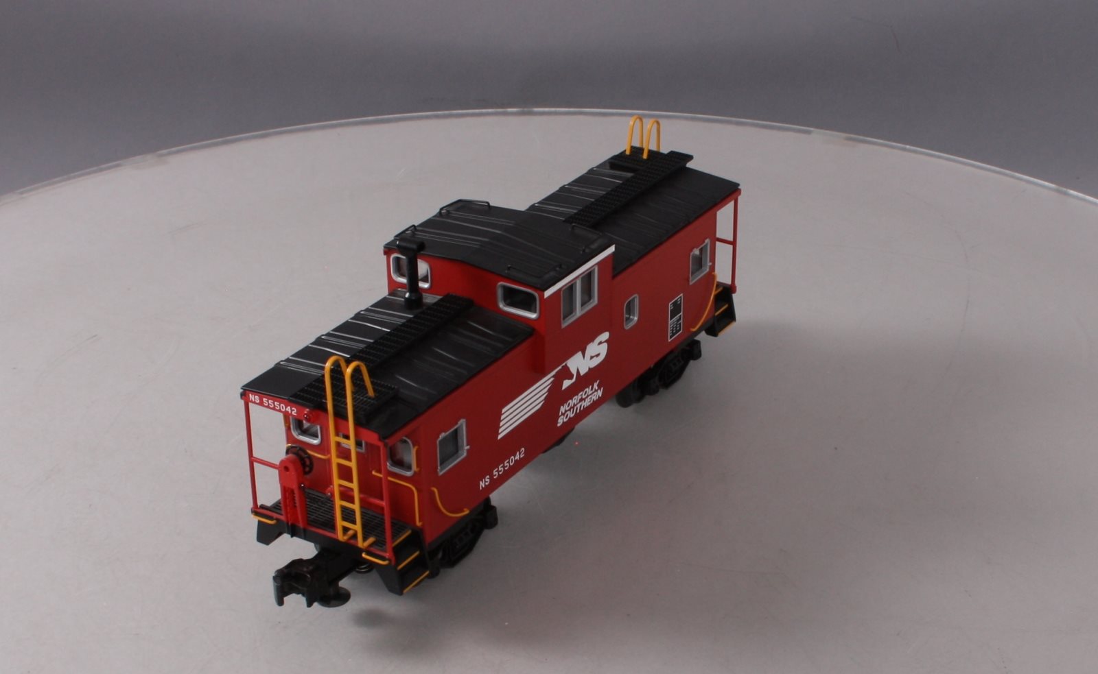 MTH 30-77329 O Scale Norfolk Southern Extended Vision Caboose #555042