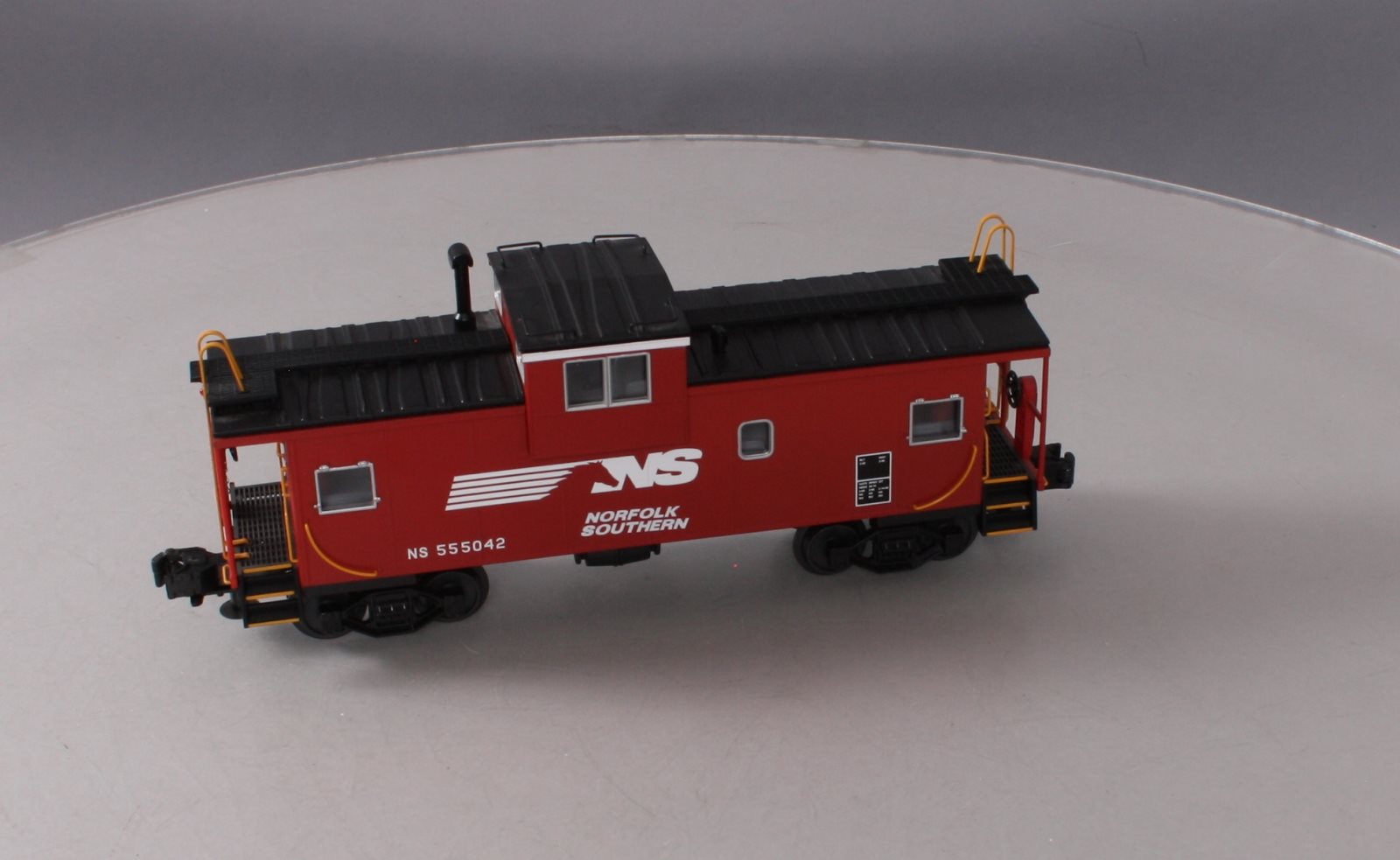 MTH 30-77329 O Scale Norfolk Southern Extended Vision Caboose #555042