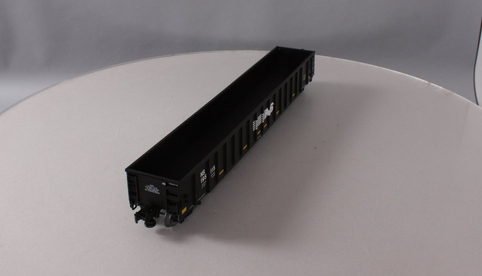 Lionel 6-83320 O Gauge Norfolk Southern 65' Mill Gondola #195015 LN/Box