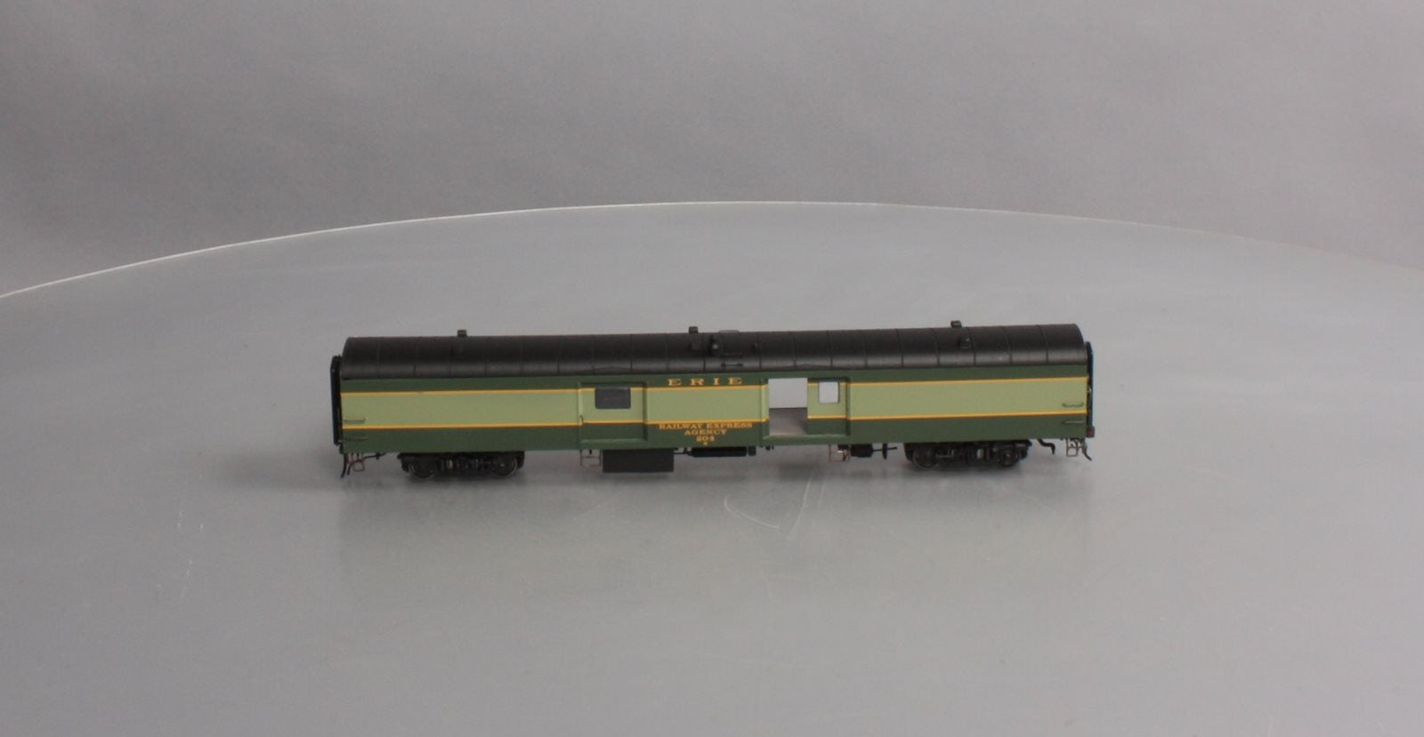 Rapido Trains 106032 HO Erie 73' 6